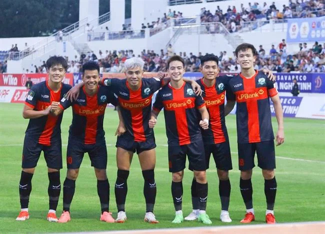 Tiền thưởng và hoàn trả cao
